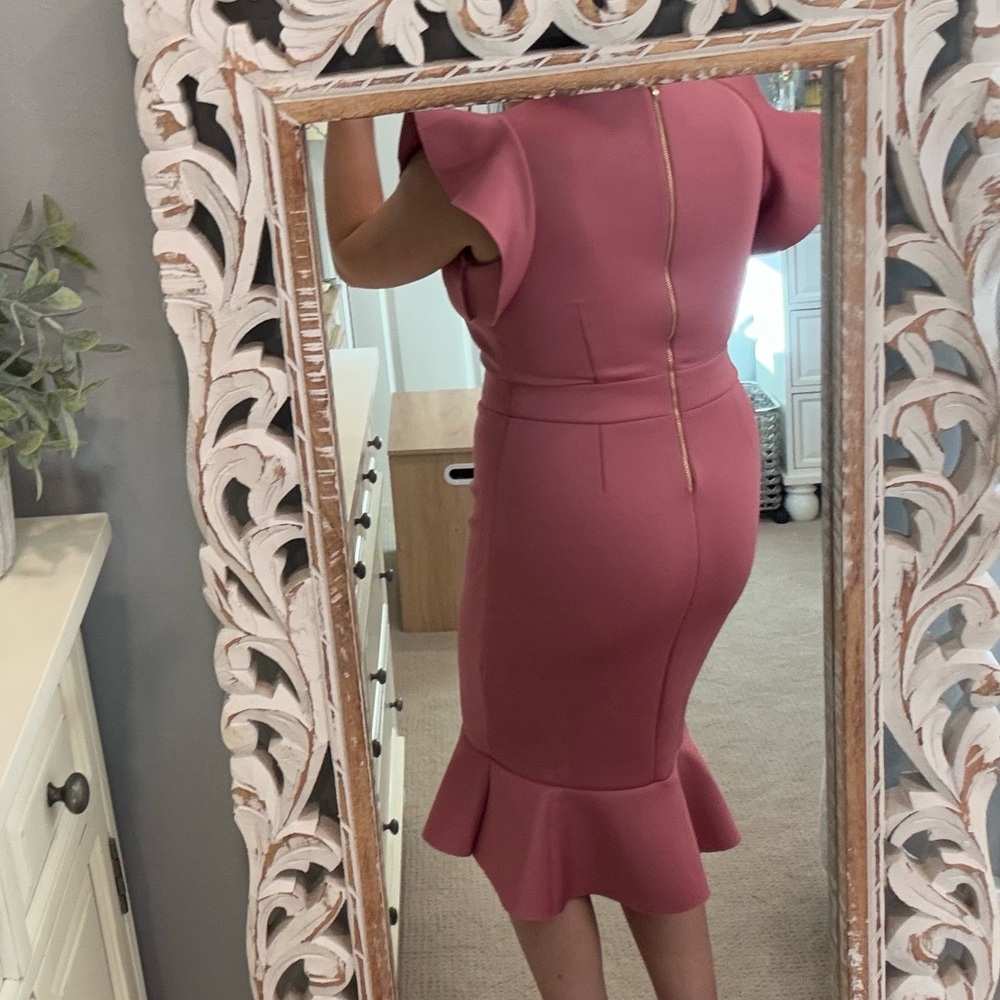 Dress - Picture 3 of 3